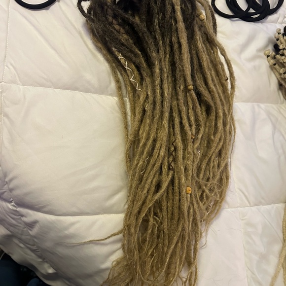 DE full set dreads - Picture 7 of 8